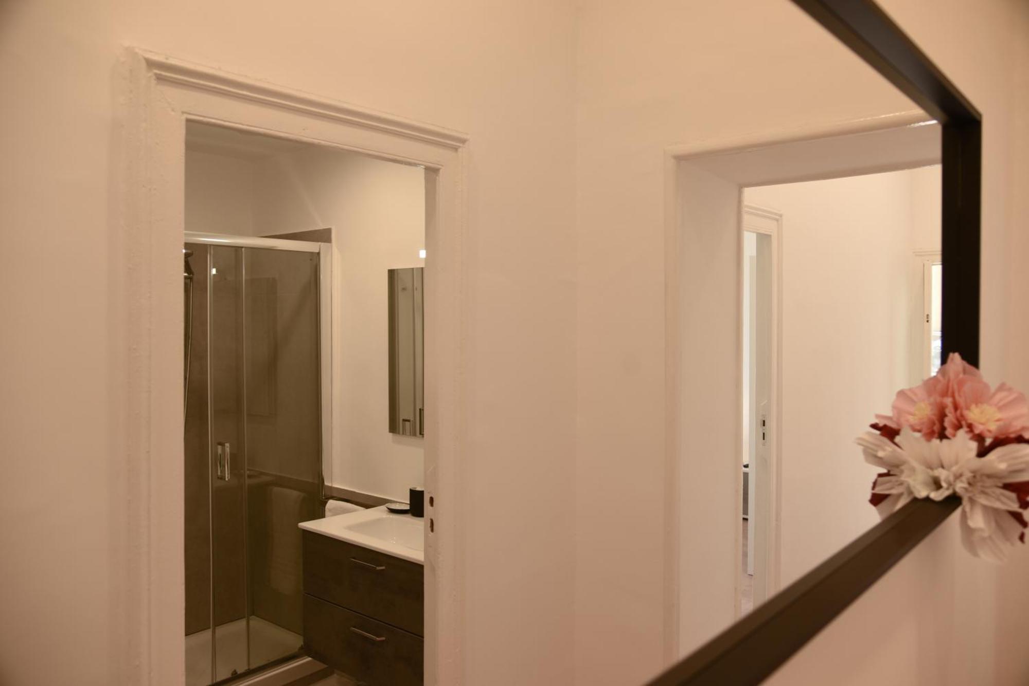 Downtown Umberto 74 Apartment Naples Exterior photo